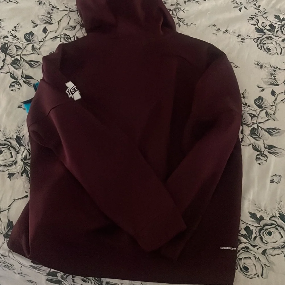Mississippi State Bulldogs Hooded Sweatshirt 🌺 2 for $10🌺